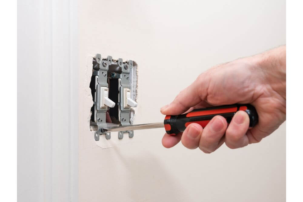 How to Wire a Light Switch