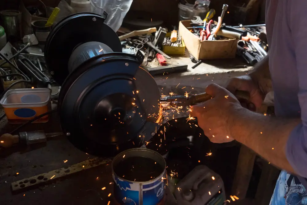 How to Use a Bench Grinder to Sharpen Tools
