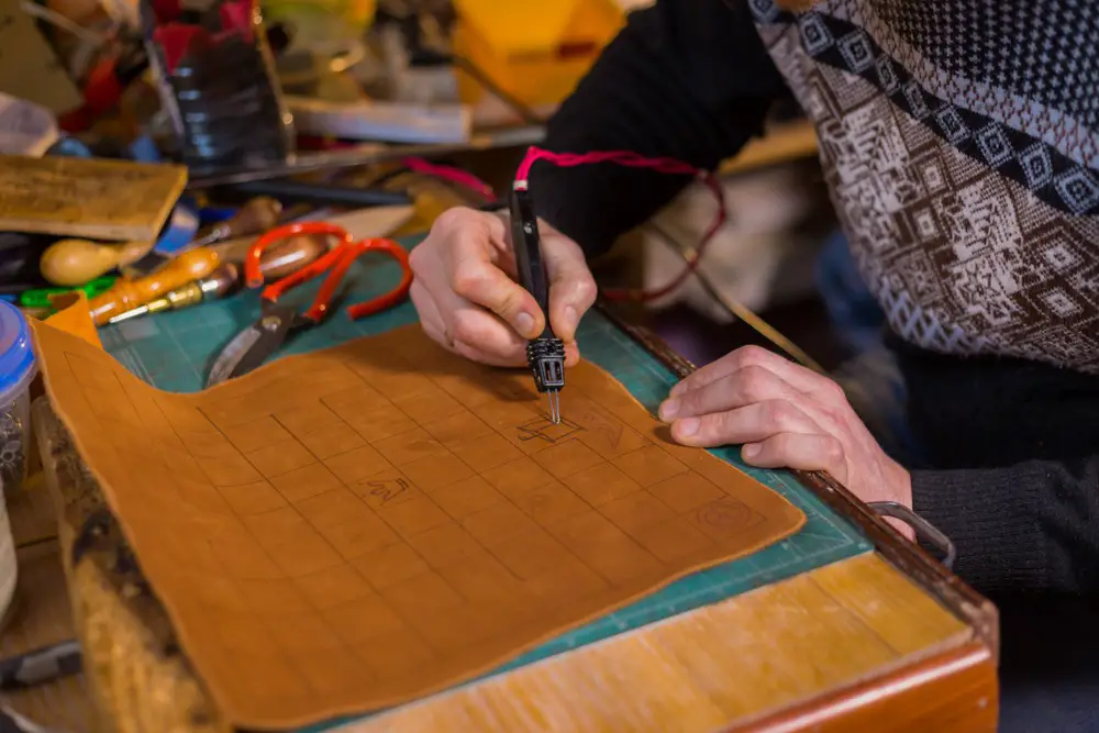 can-you-use-a-soldering-iron-on-leather-hand-tools-for-fun