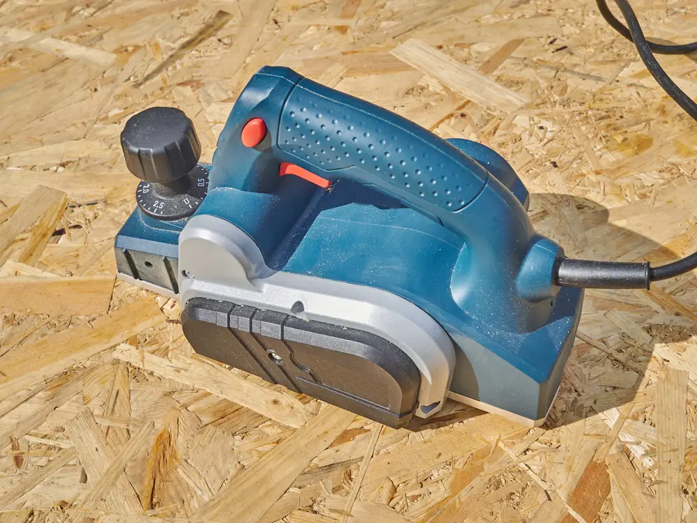How to Use a Corded Hand Planer